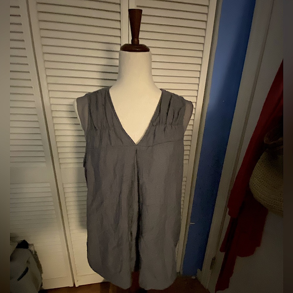 Simply Vera Wang  sleeveless tank. X-Large